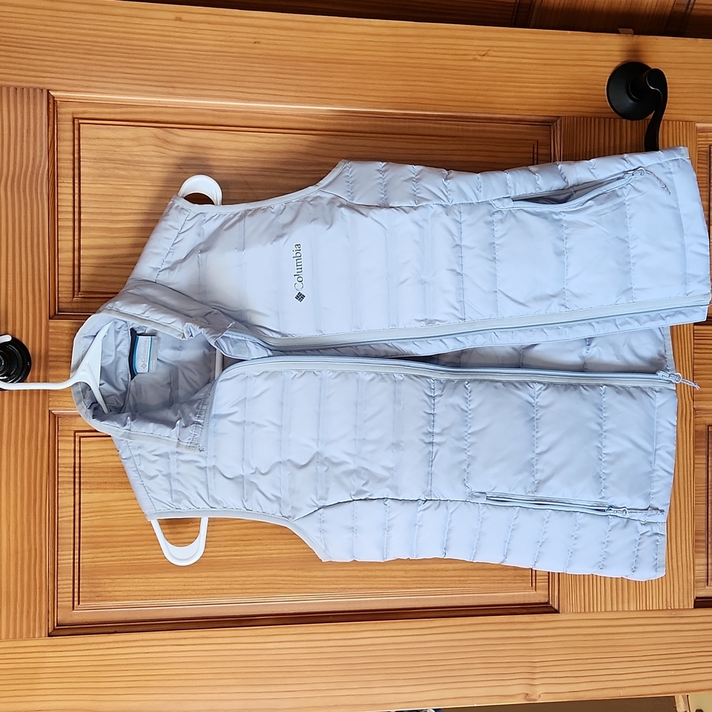 Columbia Vest